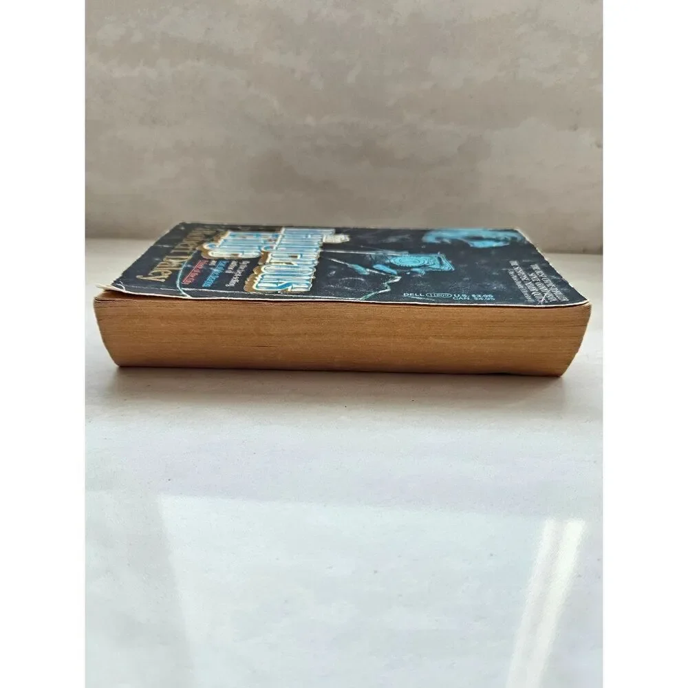 The Dangerous Edge by Robert Daley - Black & Blue Cover